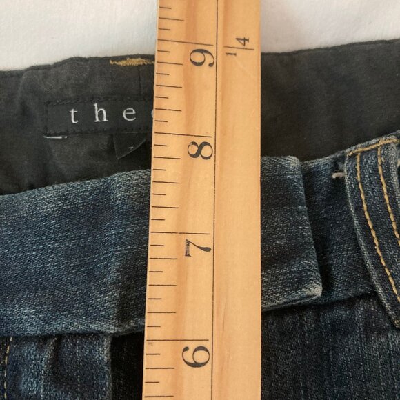 Theory Flare Jeans Low Rise Dark Wash 5 pocket EUC Trouser Style See Note, sz 2 - Picture 8 of 9